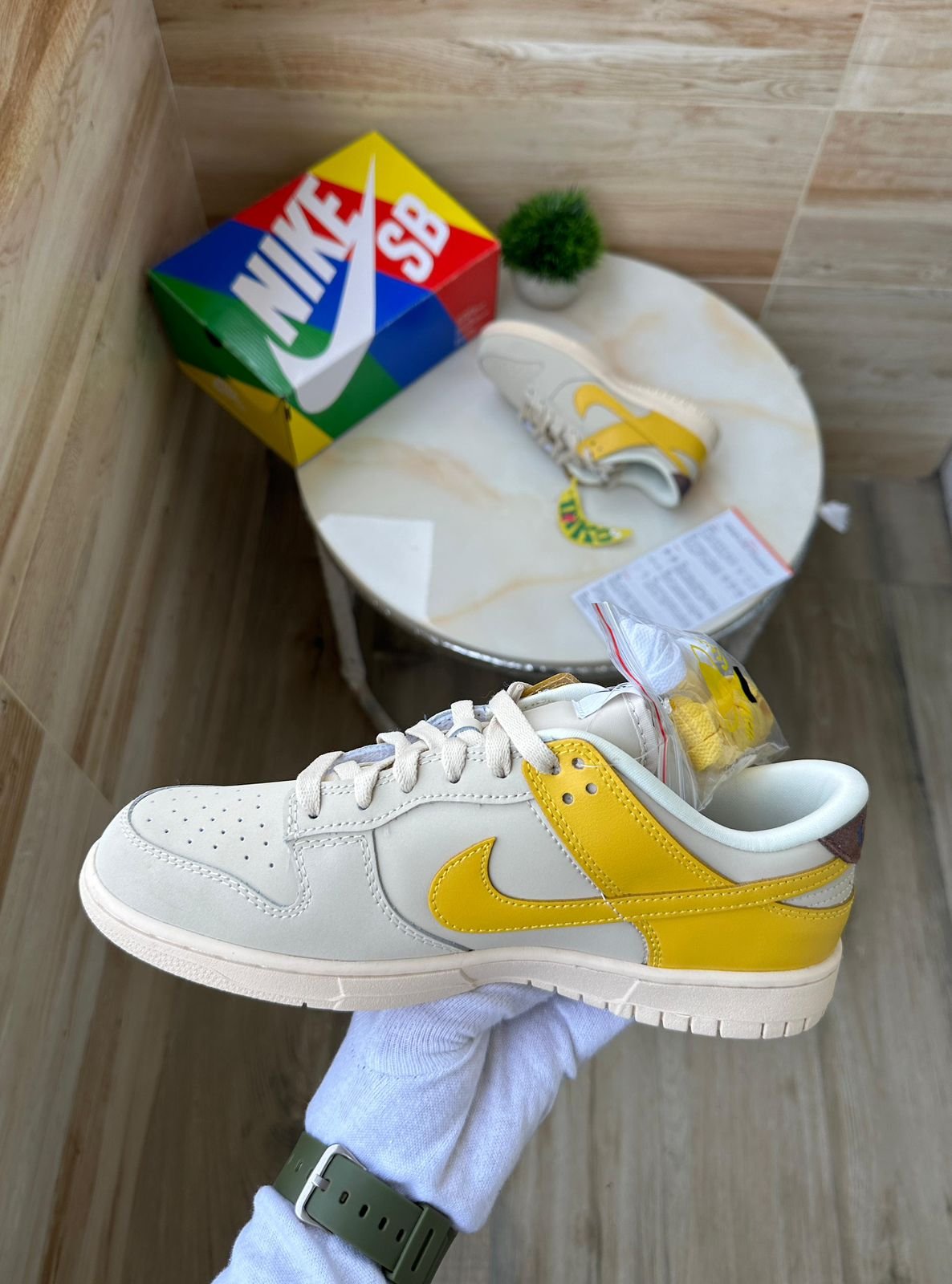Nike SB Dunk Banana Shake - WeftKart Nike SB Dunk Banana Shake - WeftKart