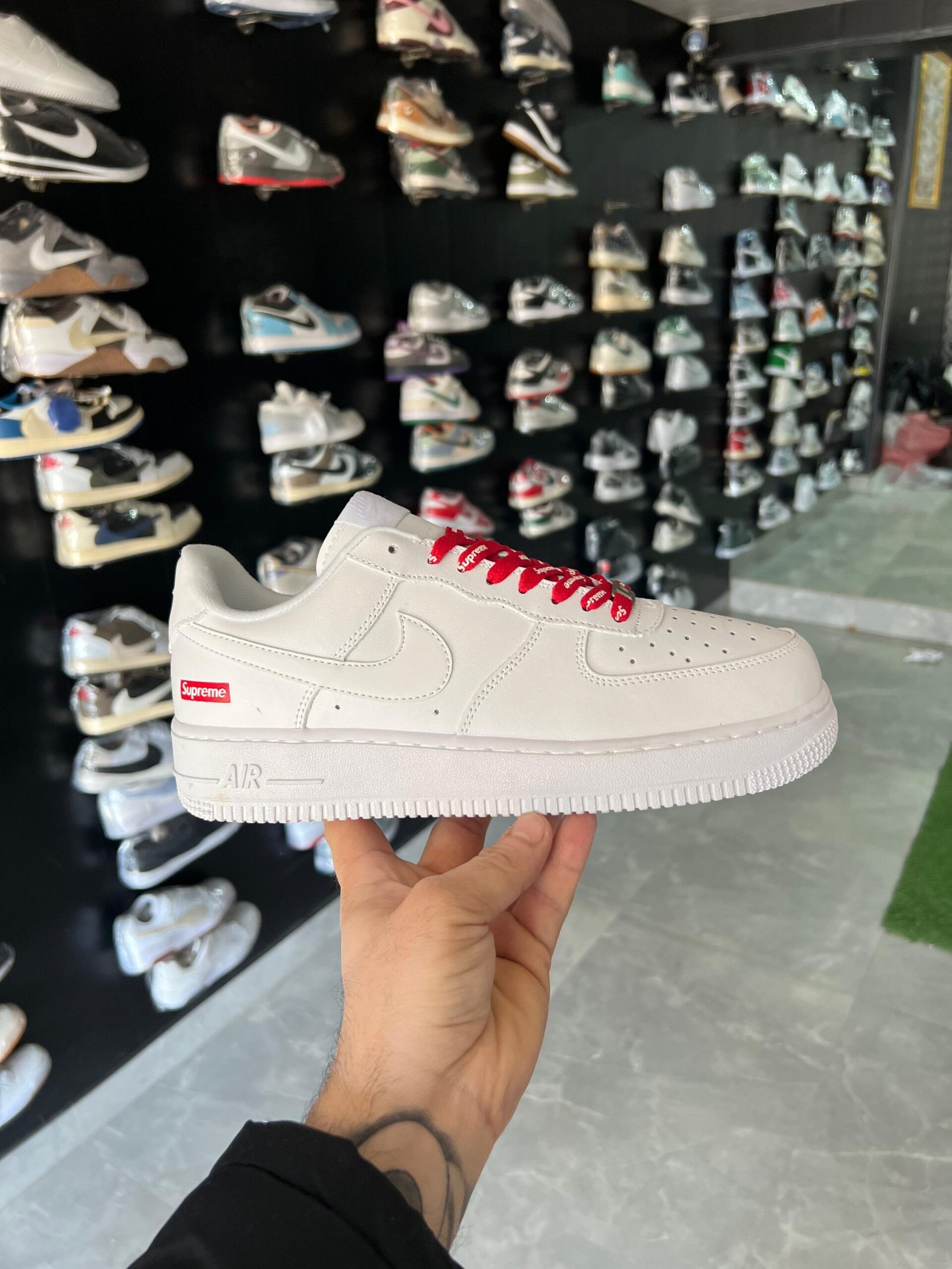 Branded Men's Air Force 1 Supreme Laces Sneakers