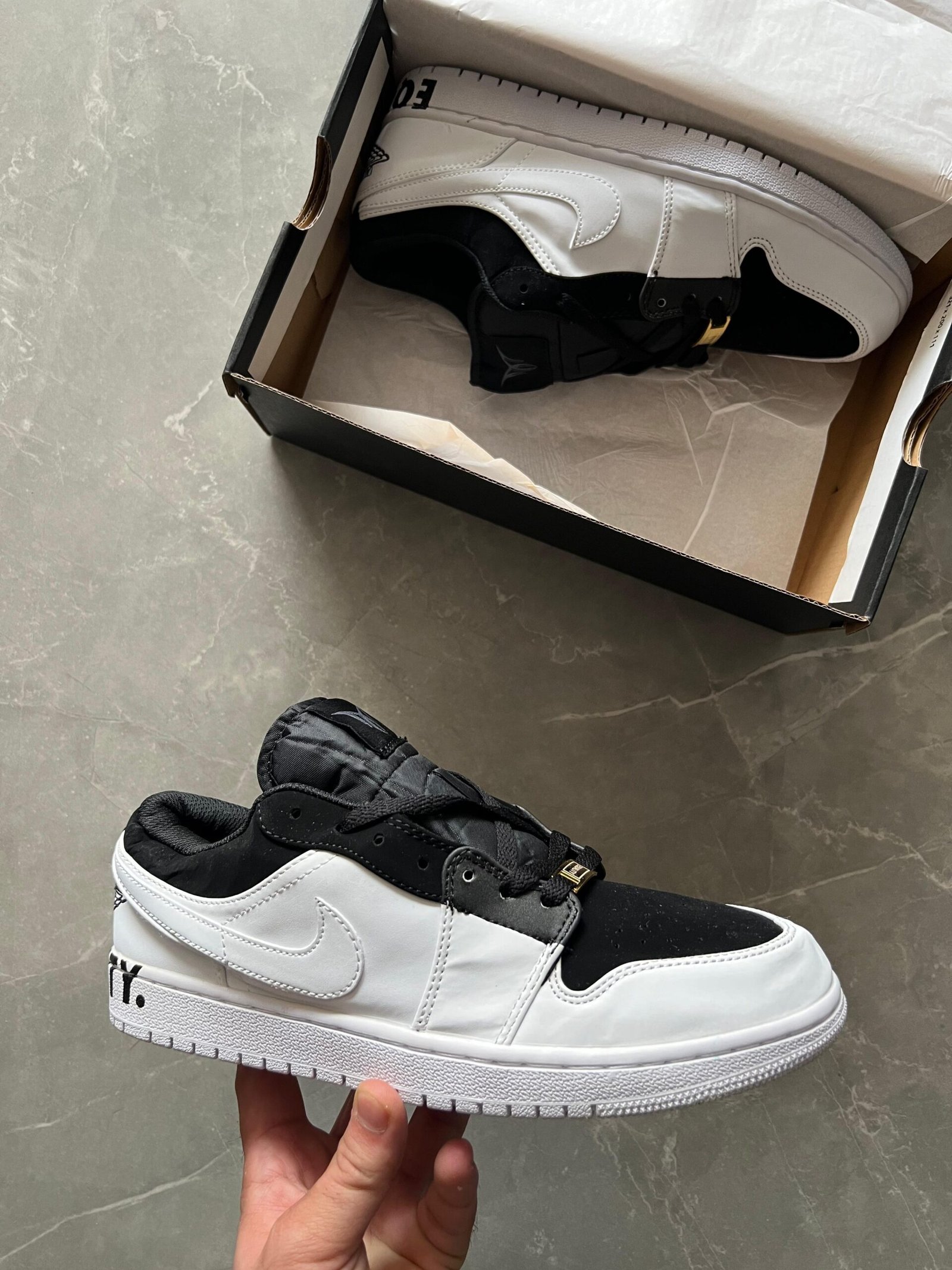 Branded Air Cut Low Shoes