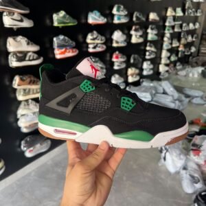 Branded Air Retro 4 SB Sneakers
