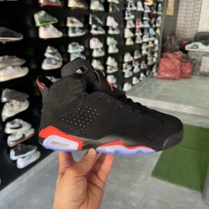 Branded Air Retro 6 Infrared Black Sneakers