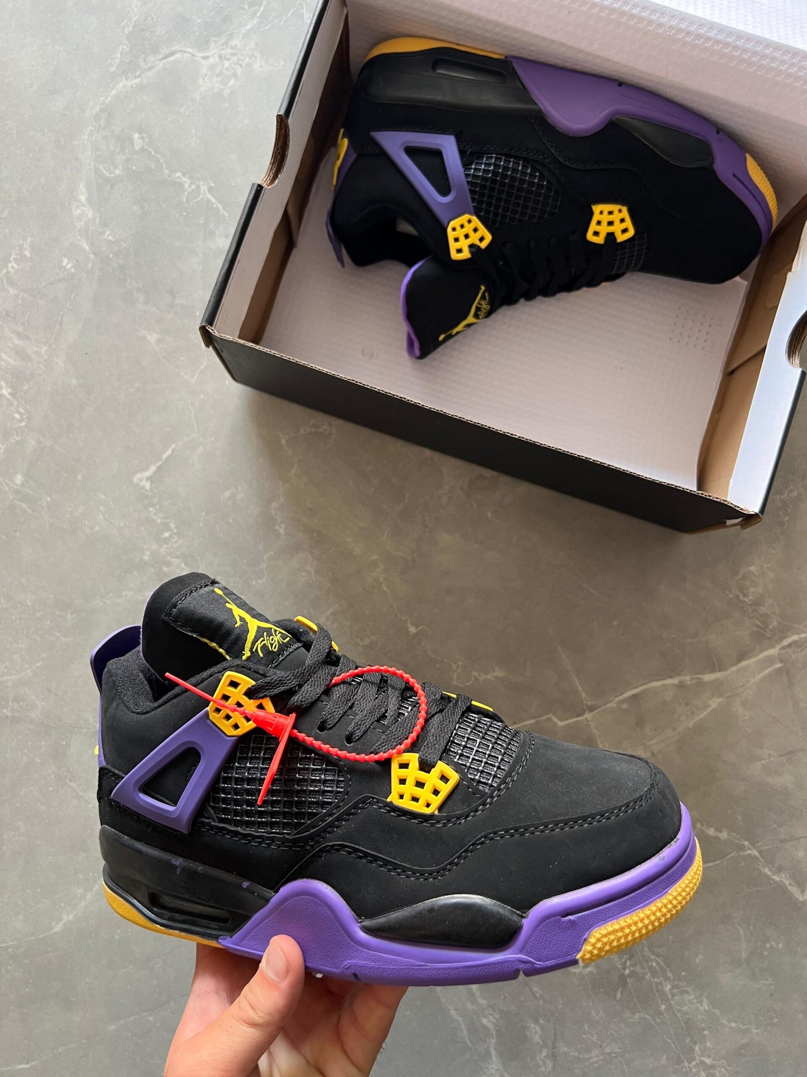 IMG-20240525-WA0028 Branded Jordan Retro 4 First Copy Online