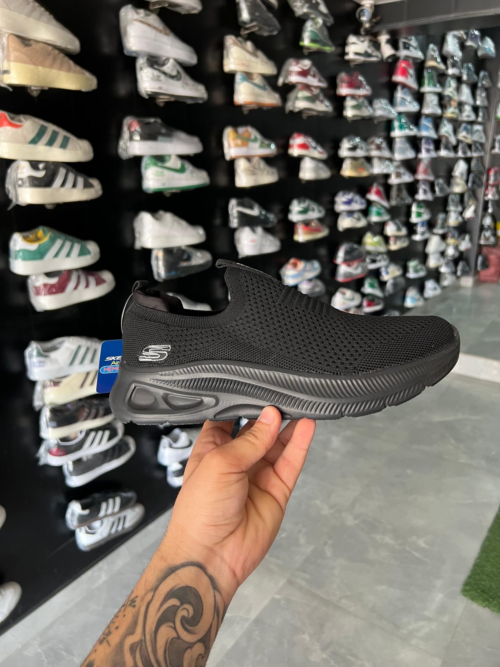 Branded Skechers Go Walk Arch Fit (Full Black)