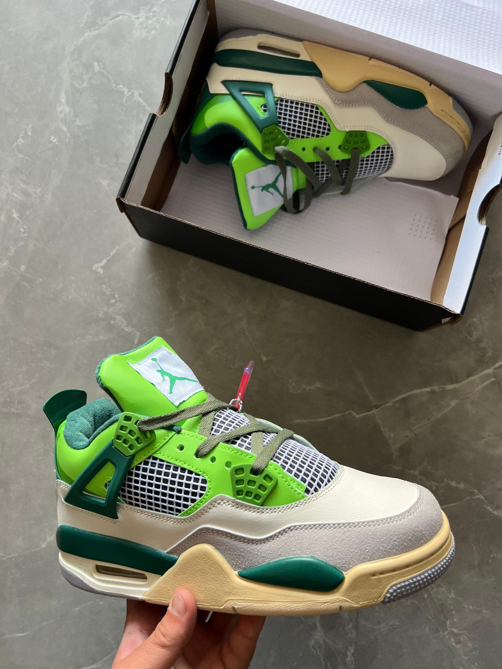 Branded Jordan Retro 4 1st Copy Shoes (Green)