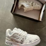 Branded LV Sneaker 1st Copy Shoes