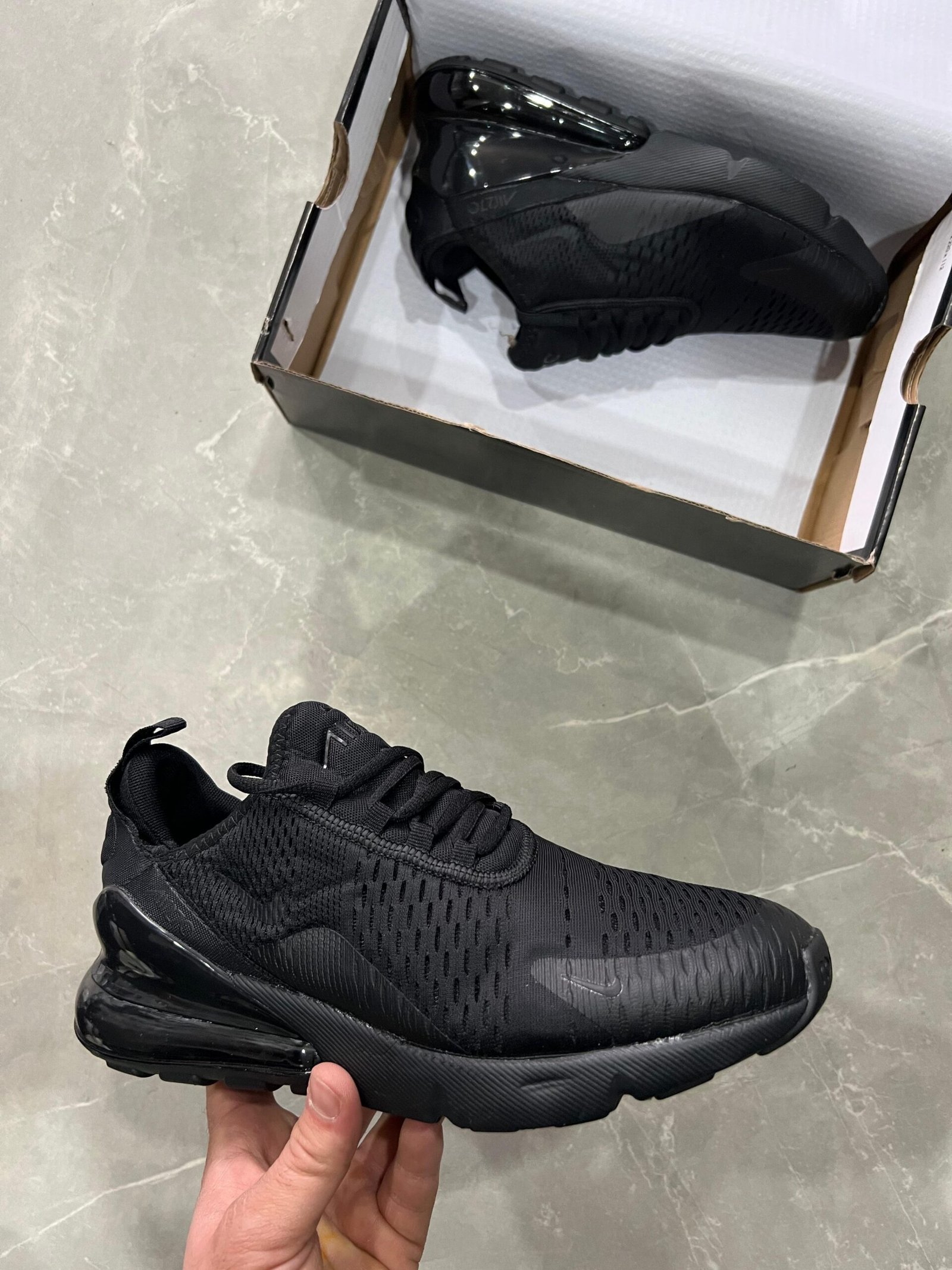 Branded Nike AirMax 270 First Copy Shoes (Black) - WeftKart