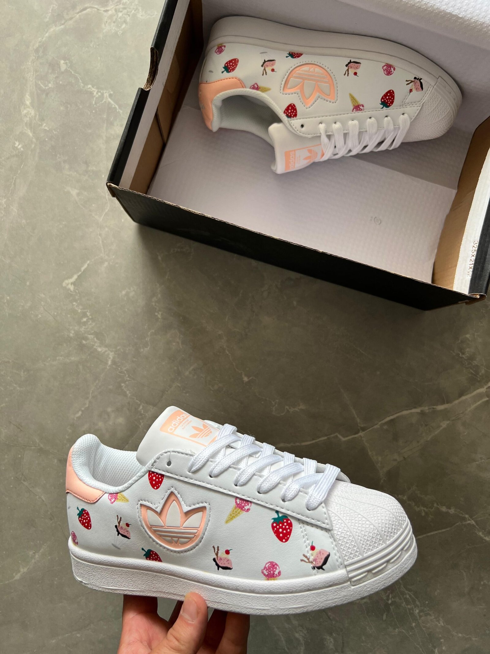 Adidas White Superstar Originals First Copy Shoes (Girls)