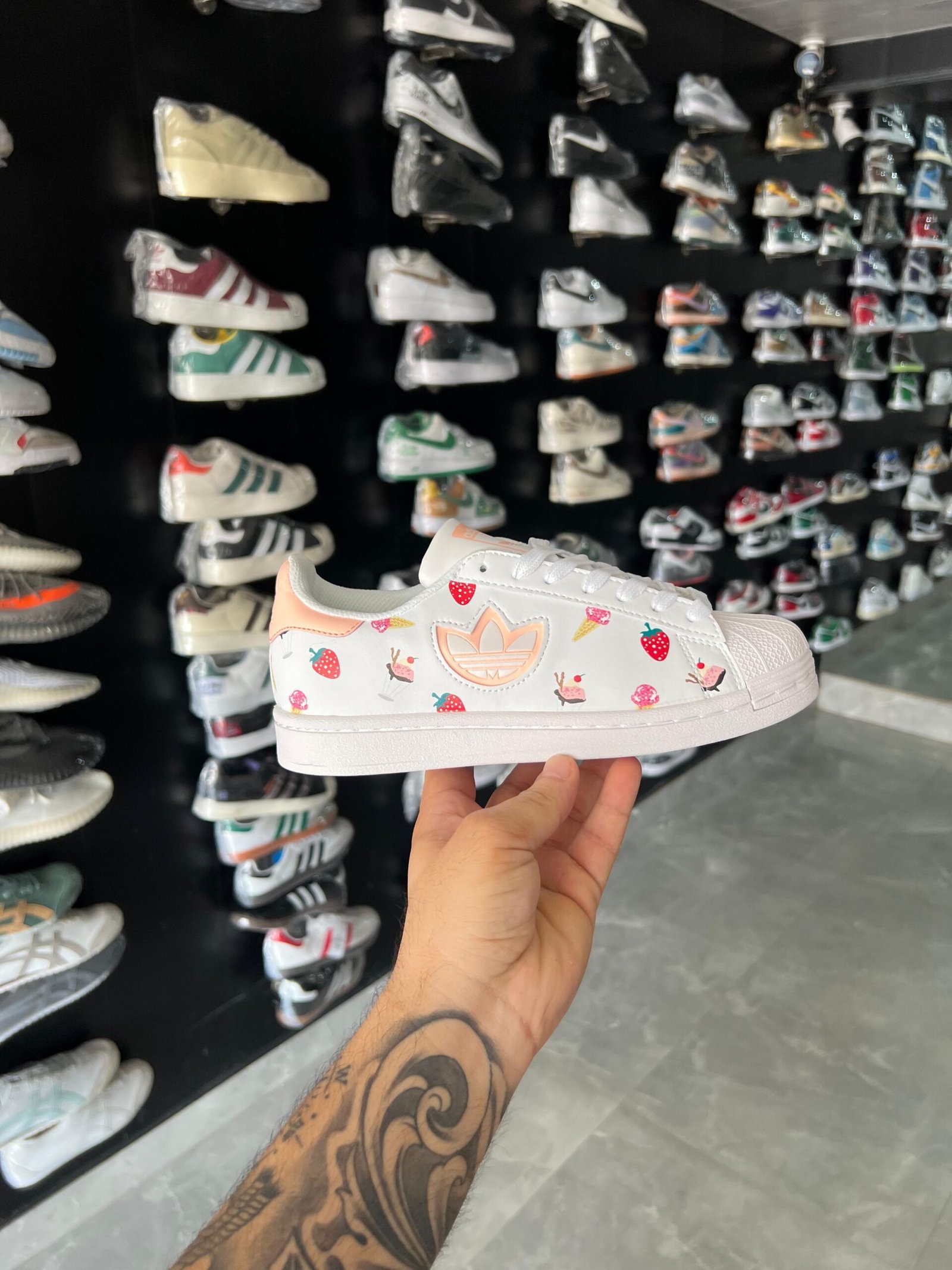 Adidas White Superstar Originals First Copy Shoes (Girls)