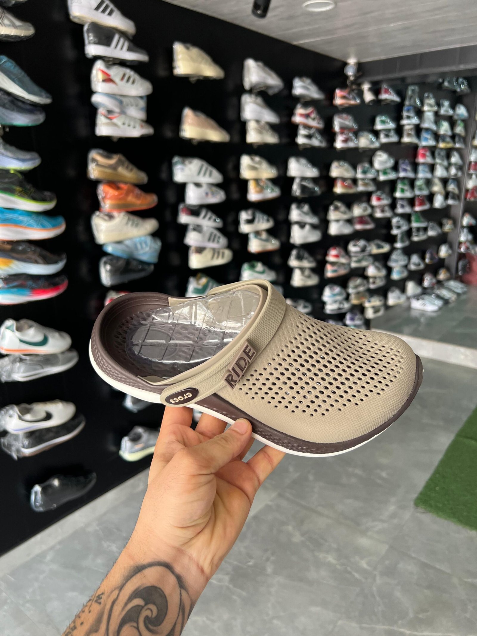WhatsApp Image 2024-08-09 at 2.34.26 PM Crocs LiteRide 360 First Copy - WeftKart