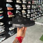 Jordan Retro 4 Shoes for Girls - Black