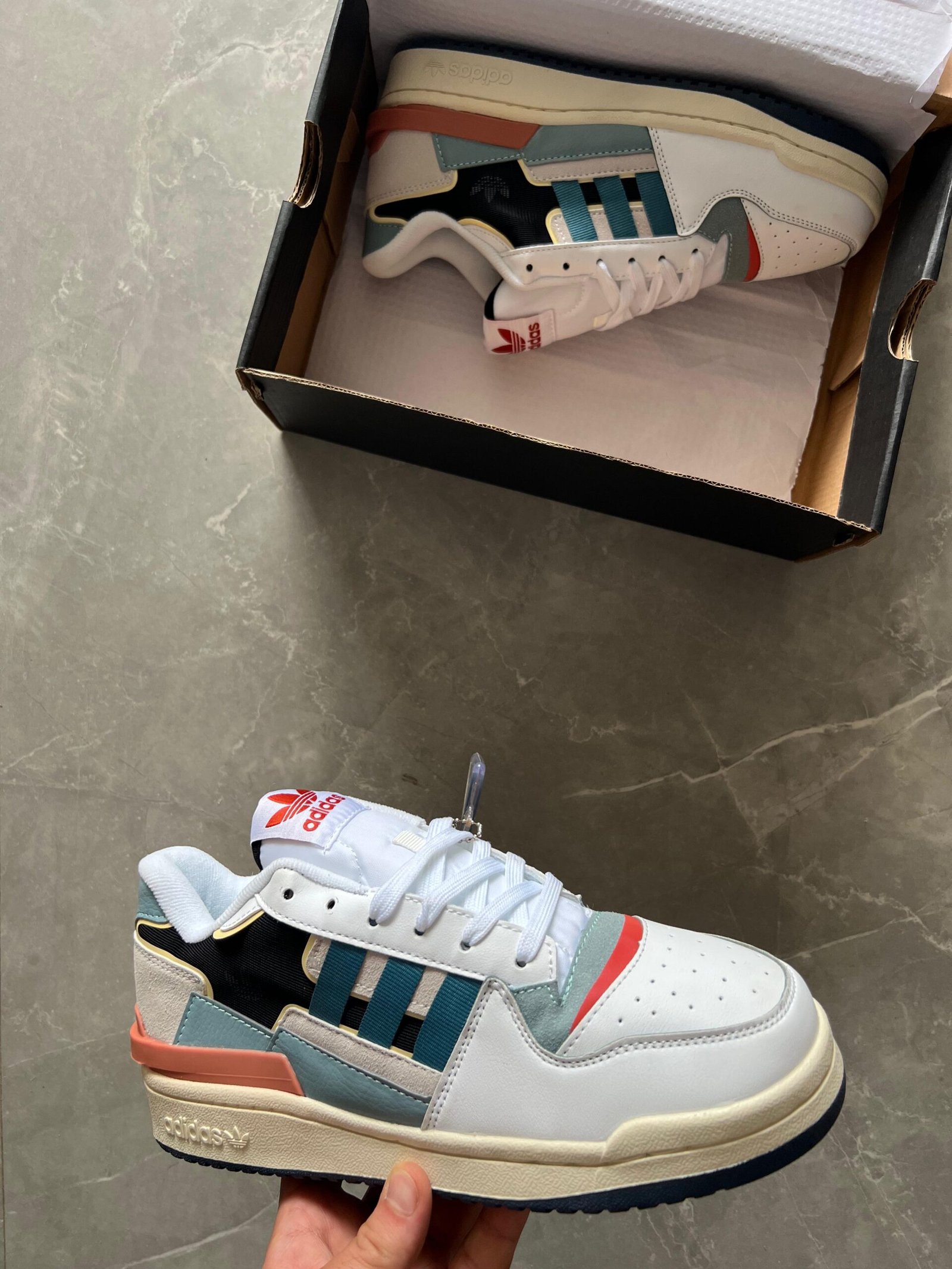 WhatsApp Image 2024-08-19 at 2.38.59 PM Adidas Forum 84 Low Shoes - WeftKart