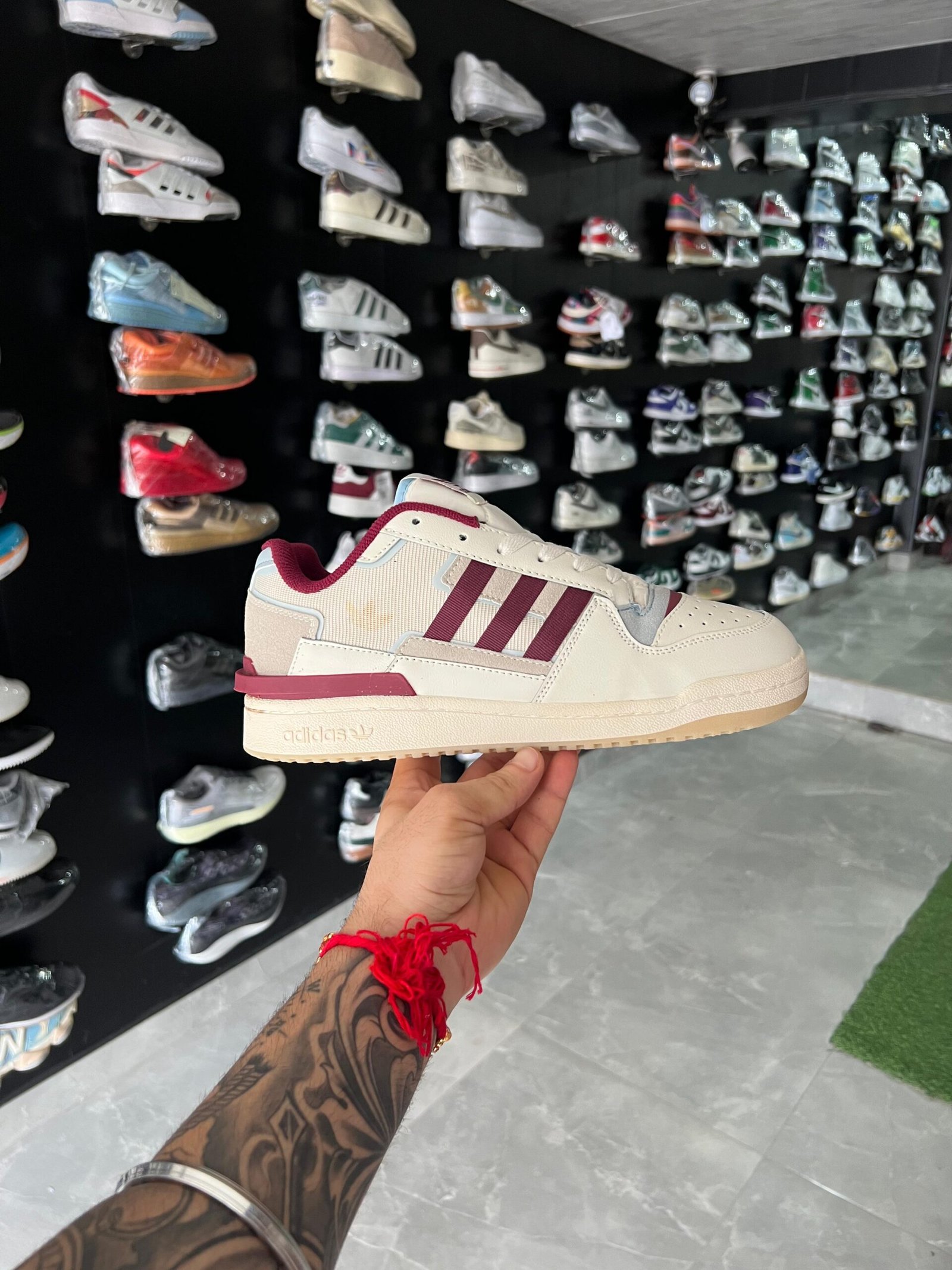 Adidas Forum 84 Low Shoes for Men