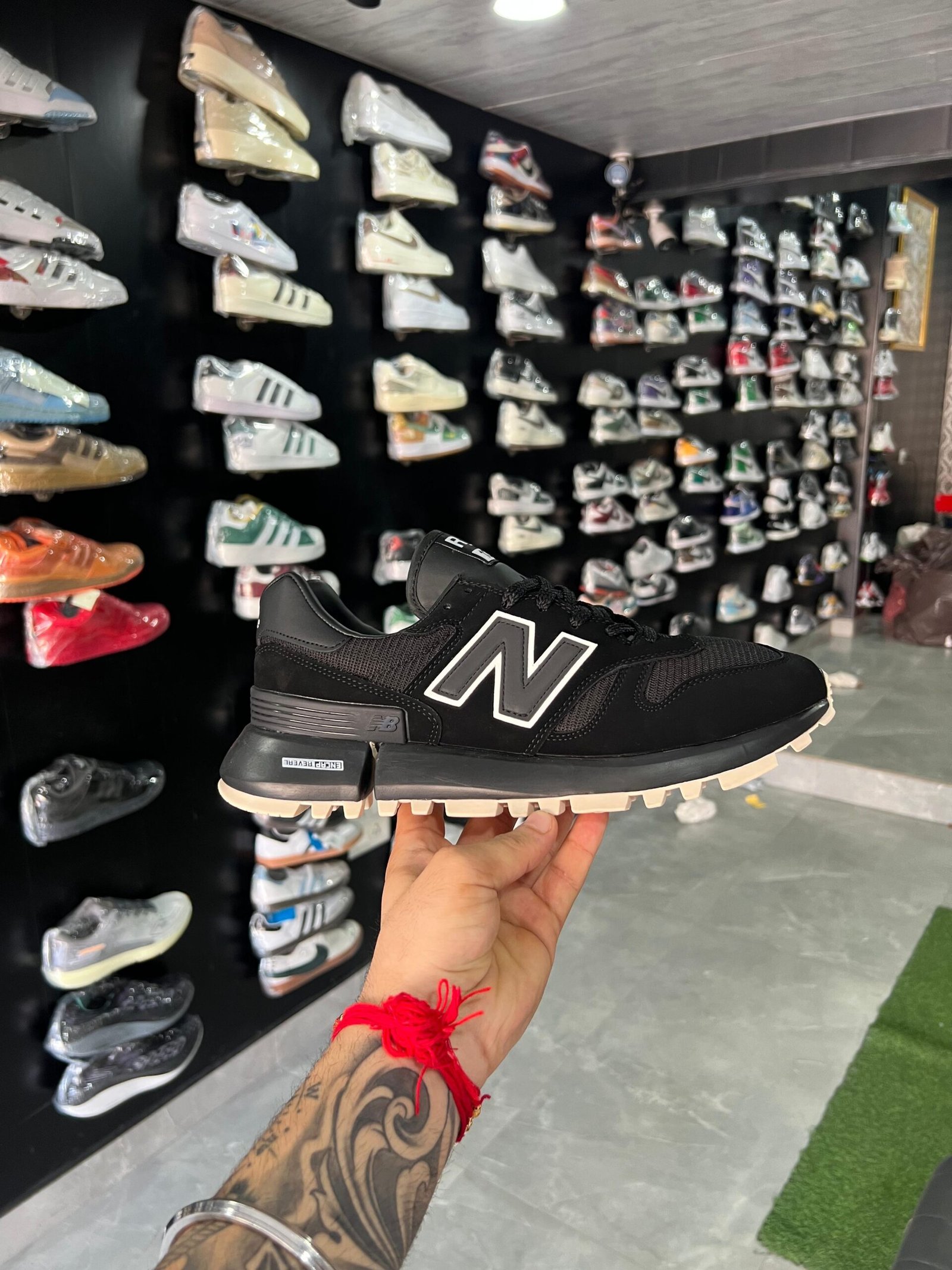 New Balance RC 1300 Black Shoes