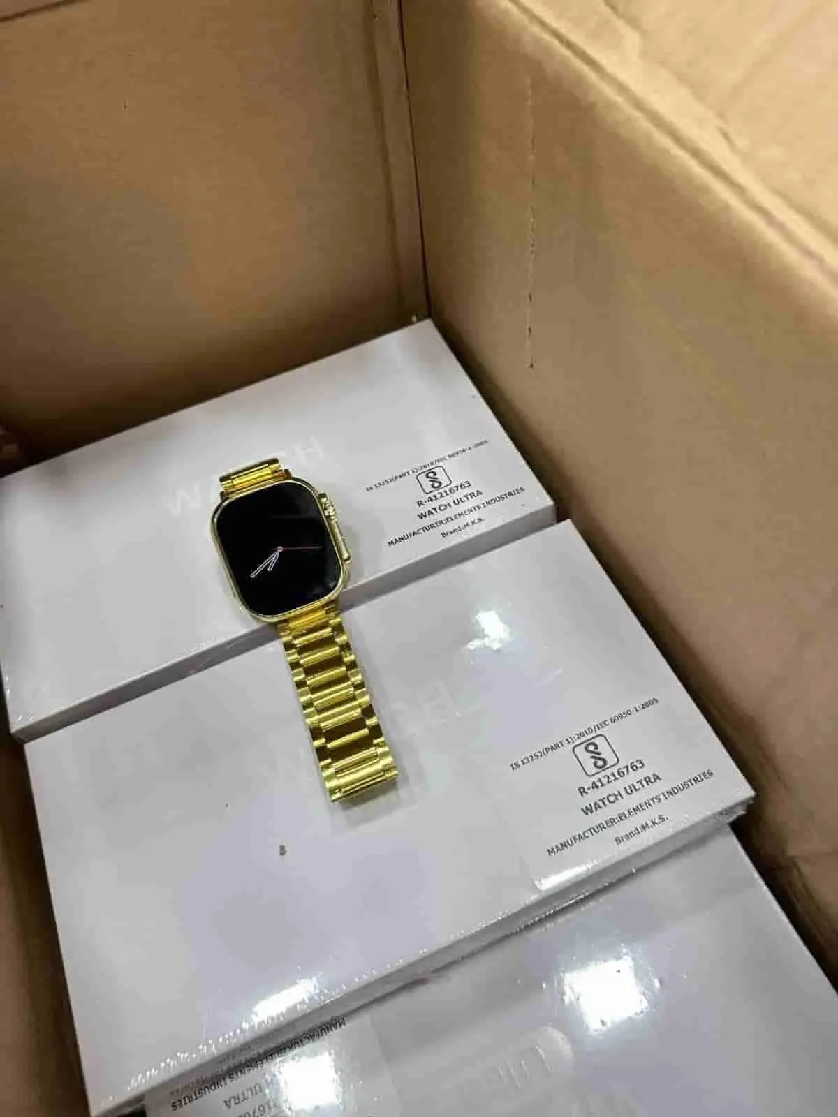 First Copy iWatch 8 Ultra with Golden Chain & Ocean Rubber Strap