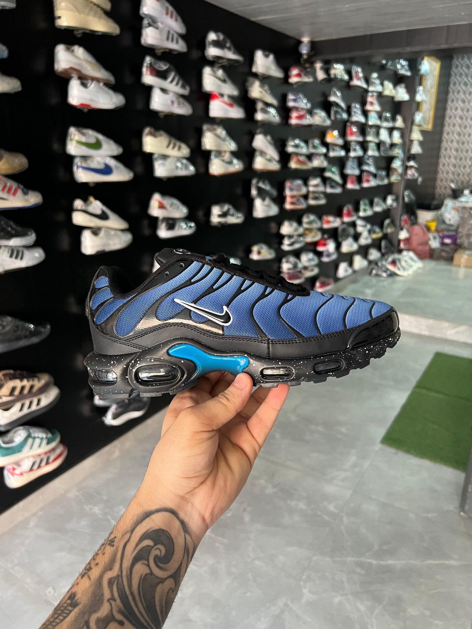 Nike Air Max First Copy Shoes