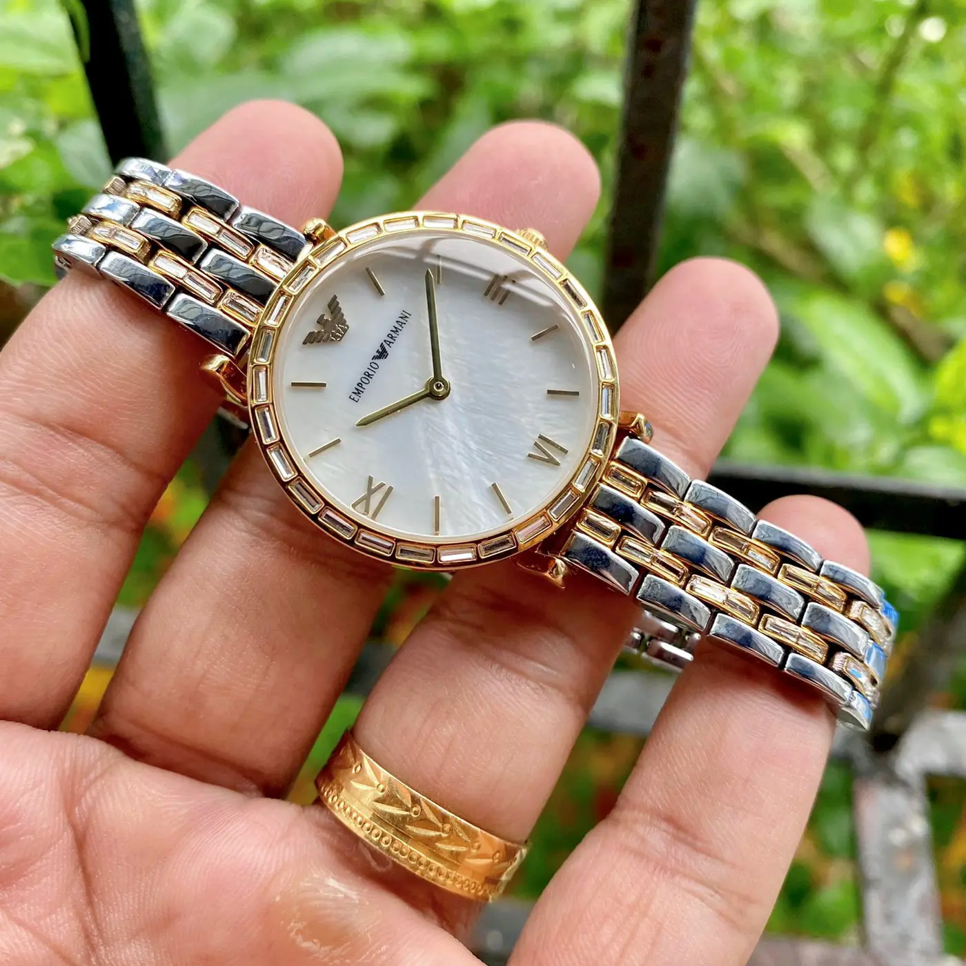 Emporio Armani For Her First Copy Watch - Two-Tone Gold & Silver Band (2) Emporio Armani For Her First Copy Watch - Two-Tone Gold & Silver Band