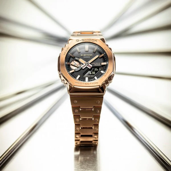 First Copy Casio G-Shock GM2100 - Gold and Black for Men