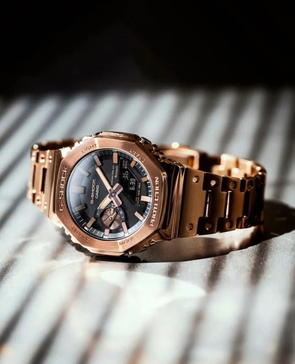 First Copy Casio G-Shock GM2100 - Gold and Black for Men