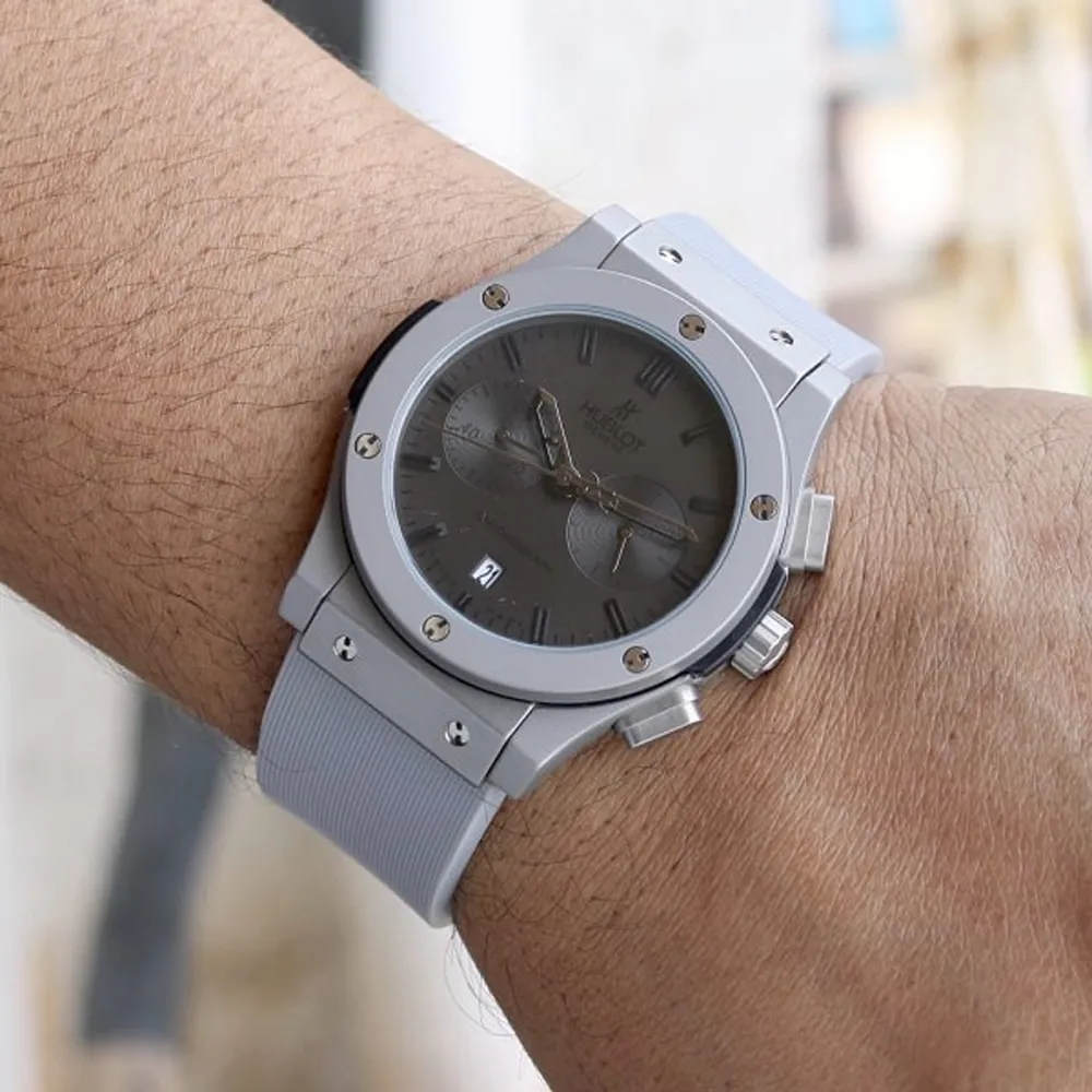 buy-classic-hublot-big-bang-watch-for-men-ll536.webp