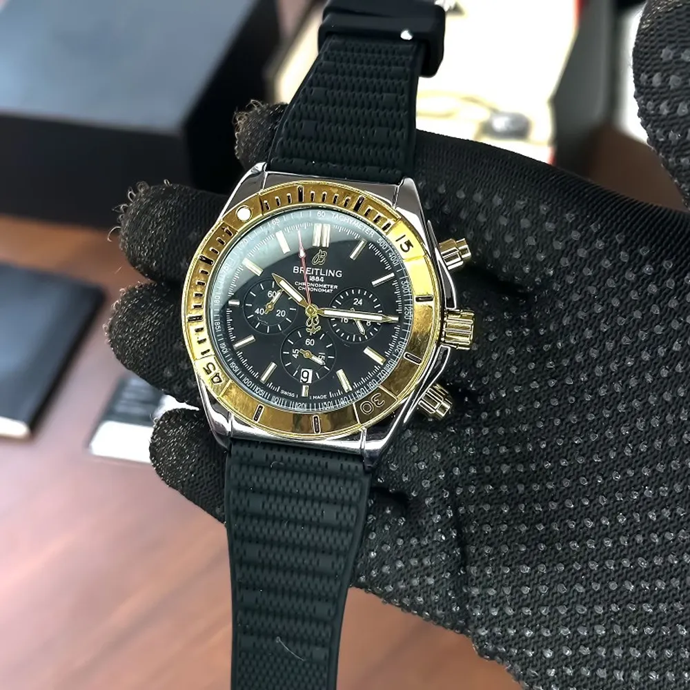 buy-classy-breitling-watch-for-men-flf380.webp