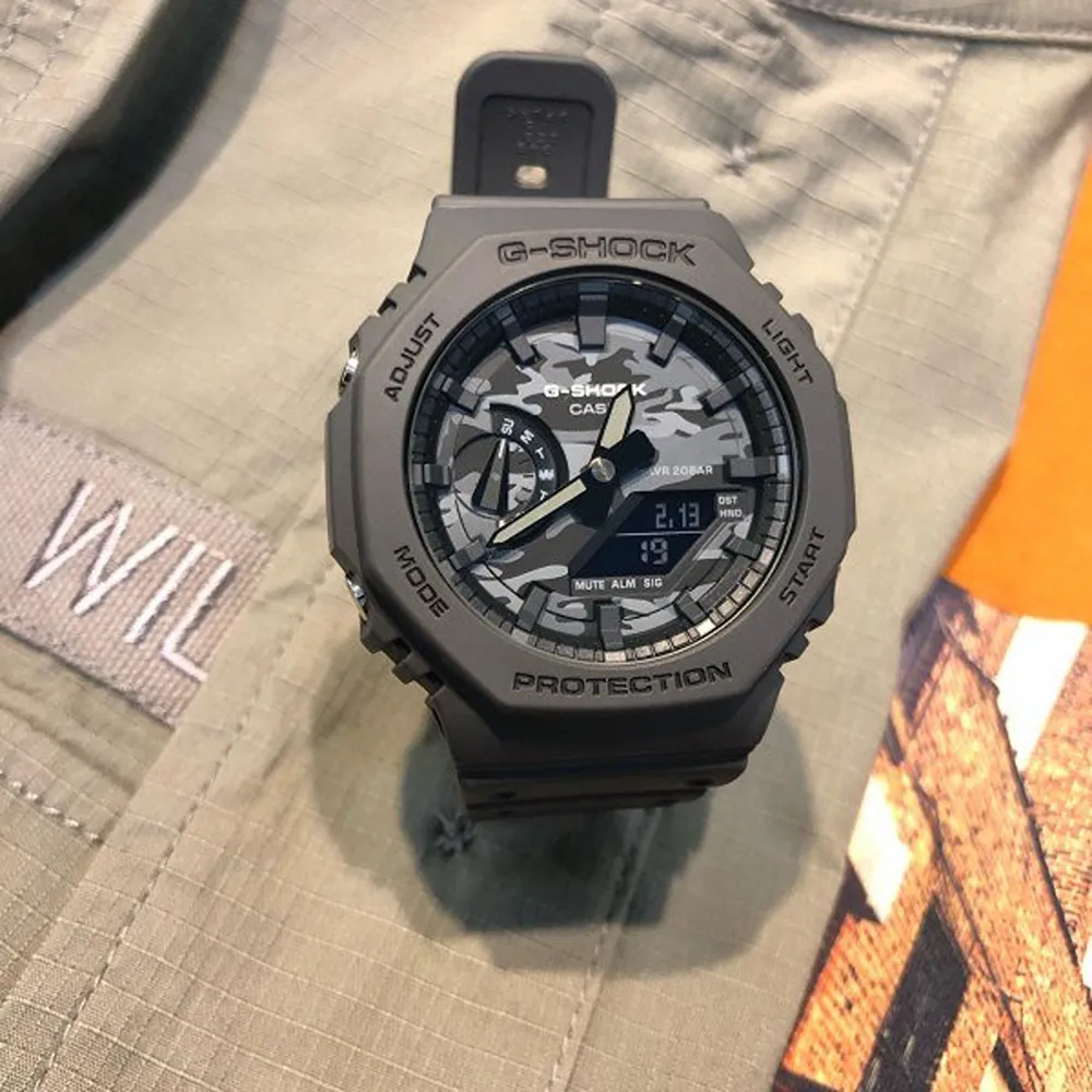 buy-classy-casio-g-shock-watch-for-men-sfs1641.webp