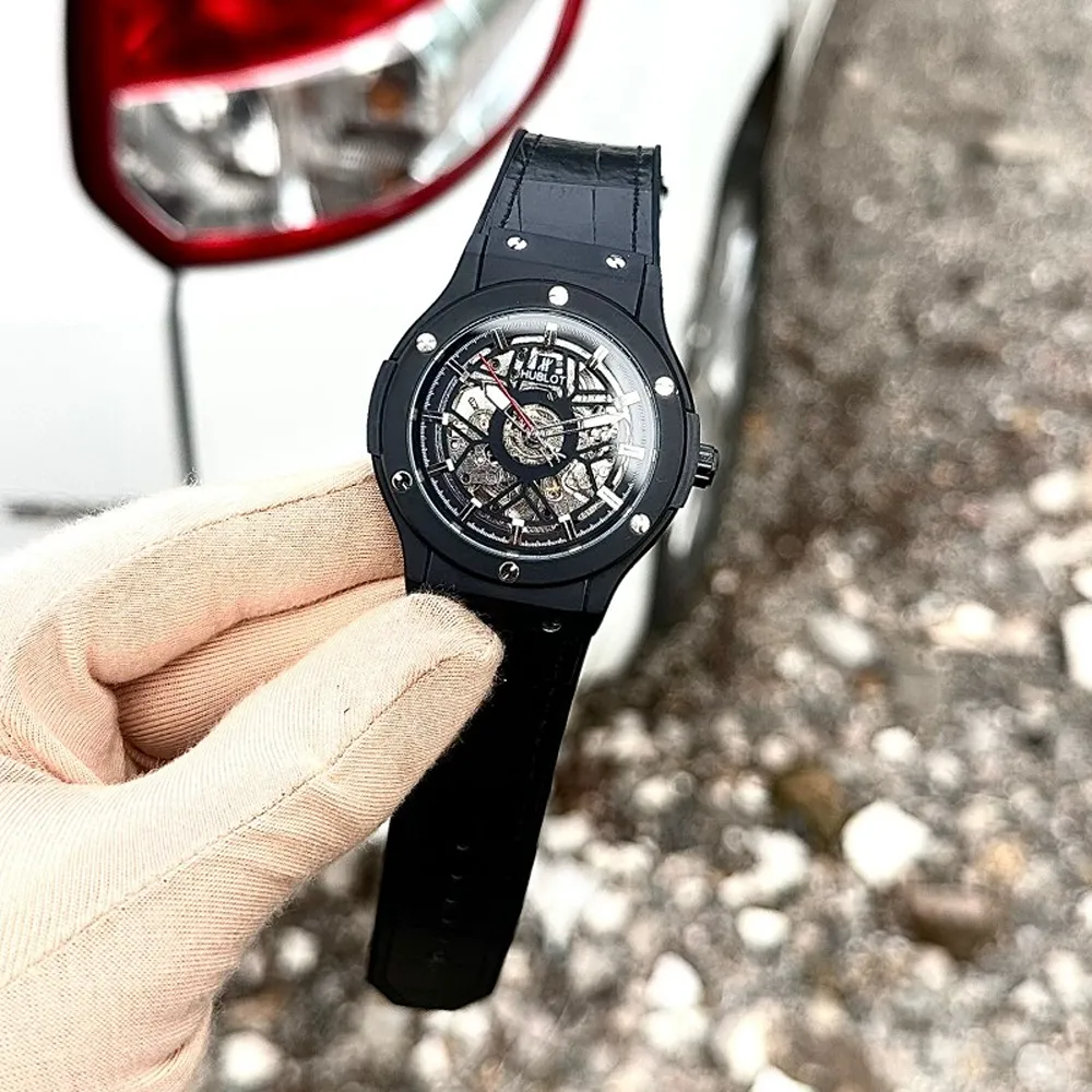 buy-imported-hublot-watch-for-men-tzc791.webp