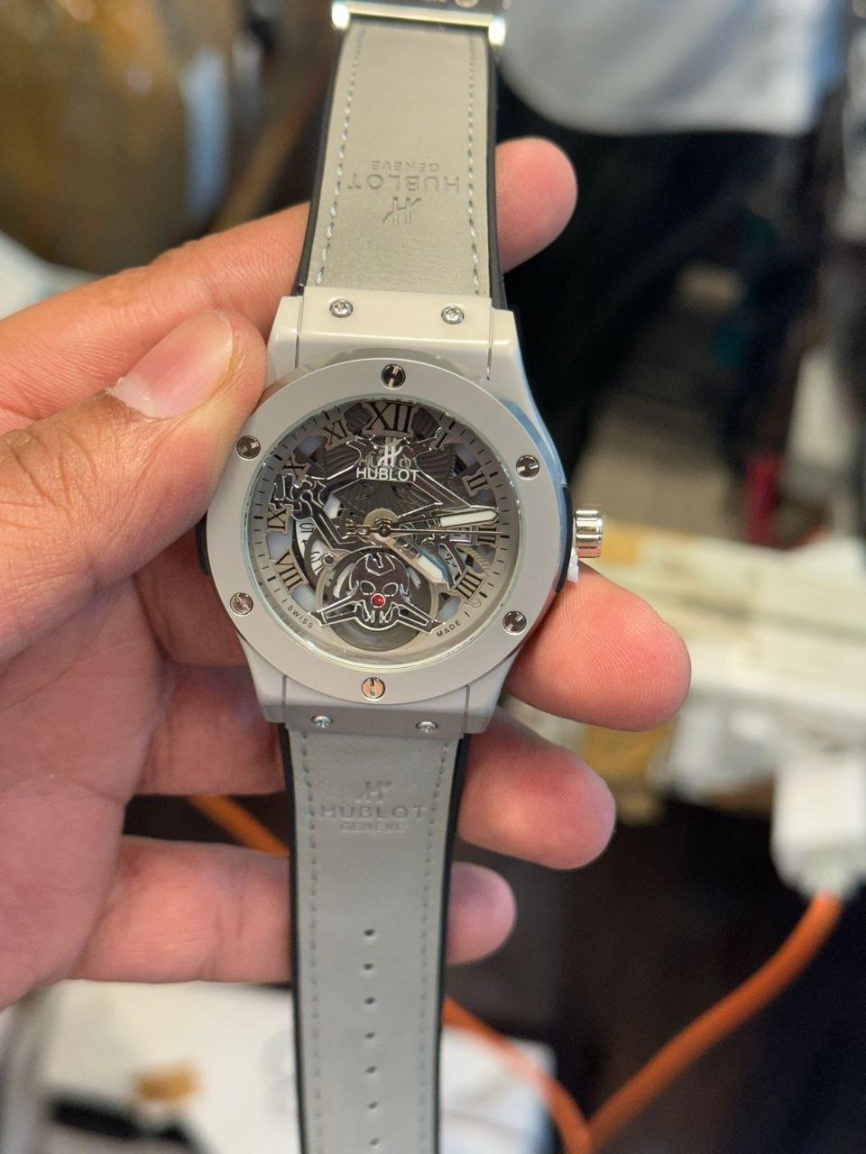 buy-imported-hublot-watch-for-men-zs836.jpg