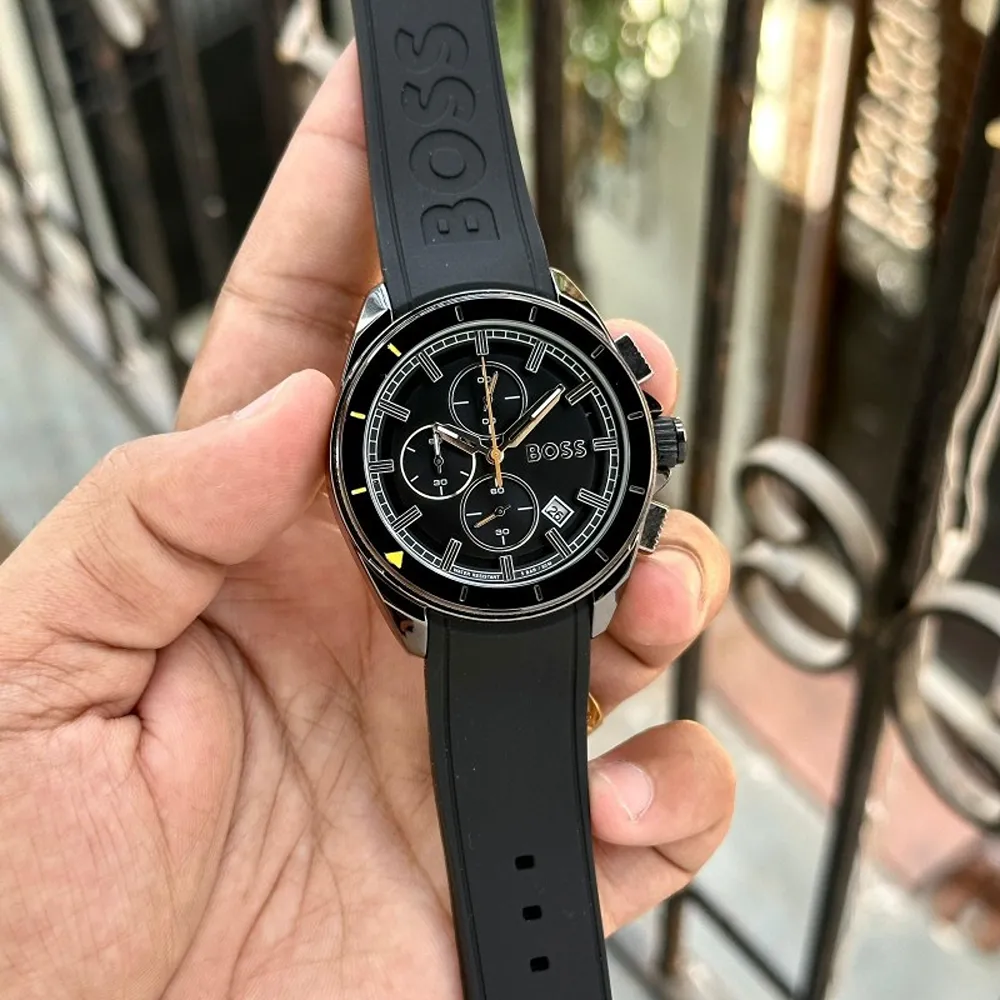 buy-imported-hugo-boss-watch-for-men-rf443.webp