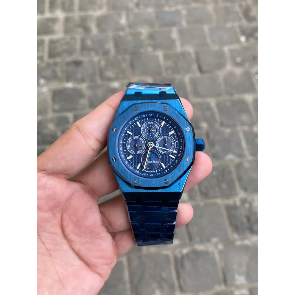 buy-luxurious-audemars-piguet-watch-for-men-luc418.webp