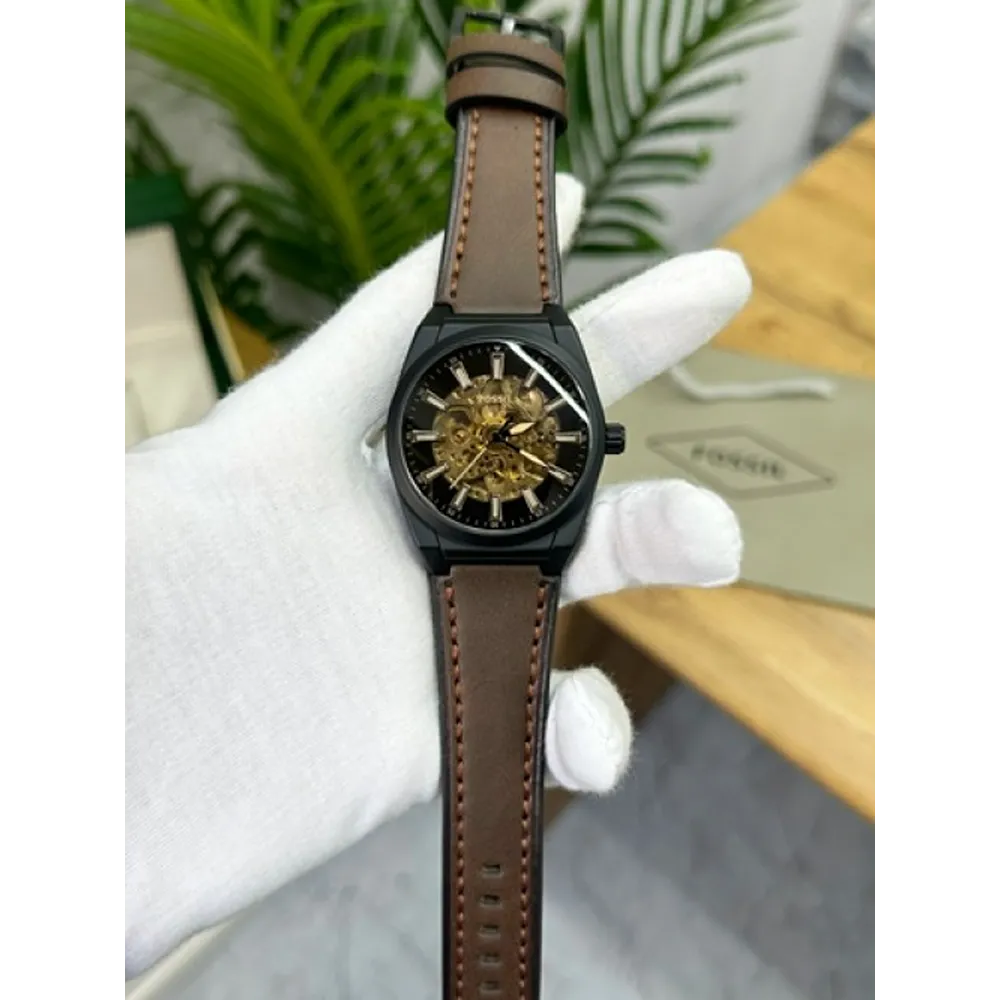 buy-luxurious-fossil-watch-for-men-uns712.webp