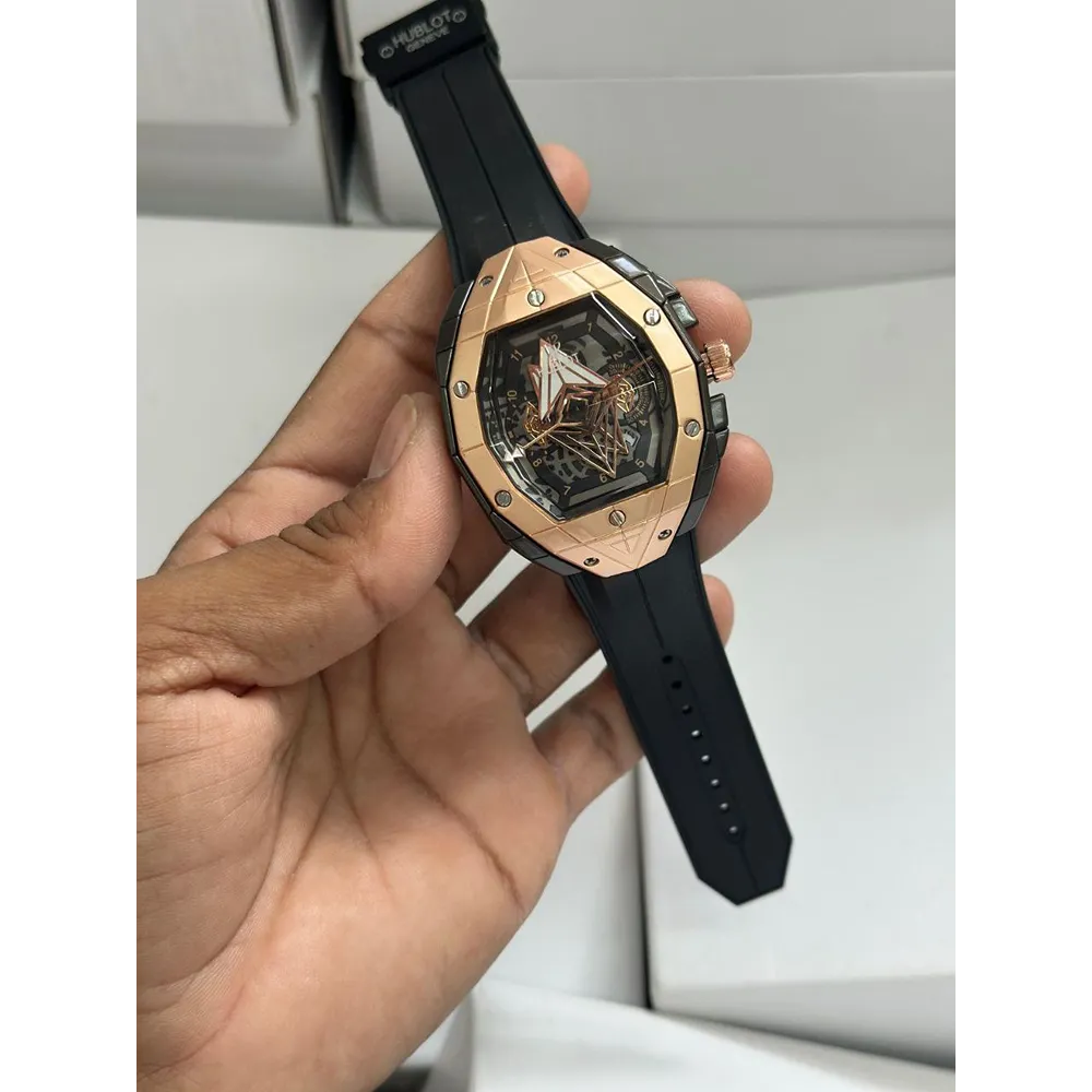 buy-luxurious-hublot-watch-for-men-zs863.webp