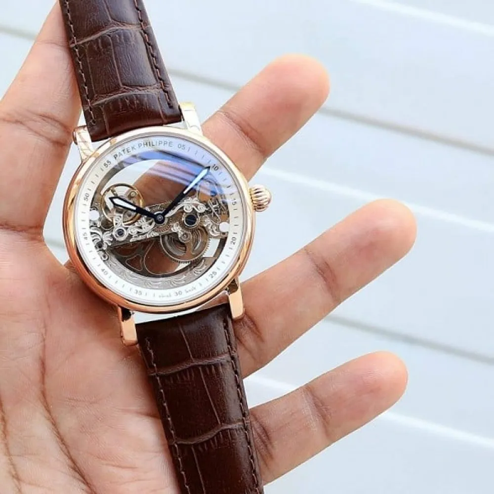 buy-luxurious-patek-philippe-watch-for-men-ct666.webp