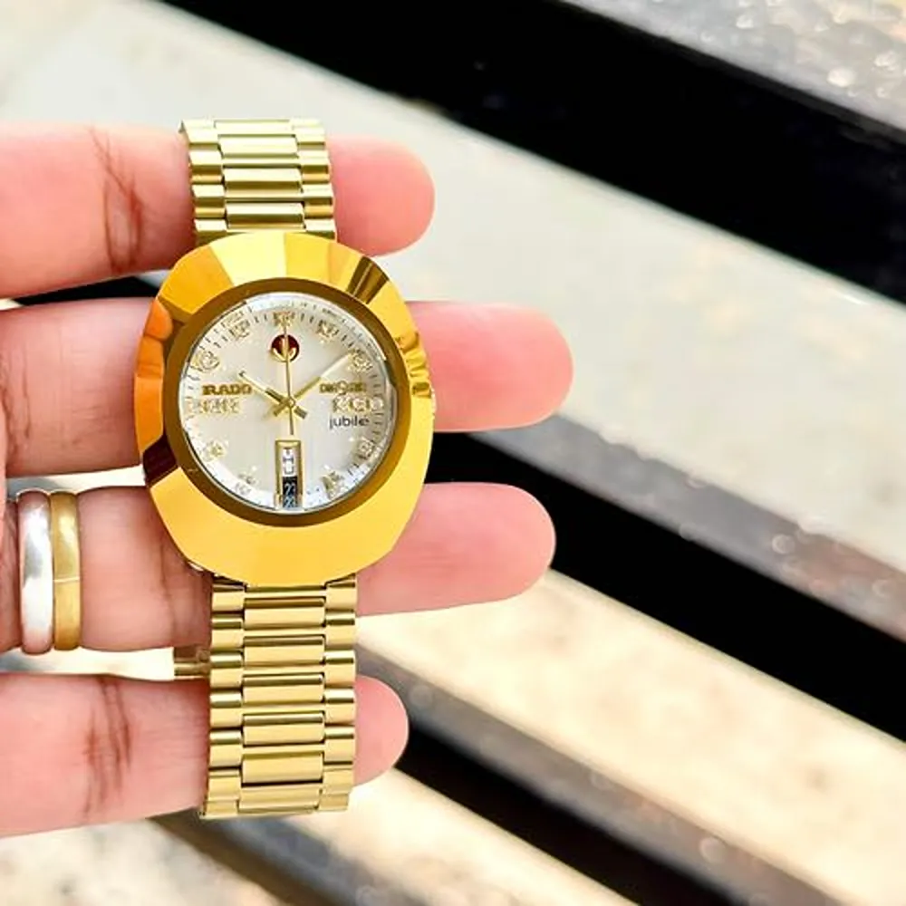buy-luxurious-rado-watch-for-men-uns732.webp
