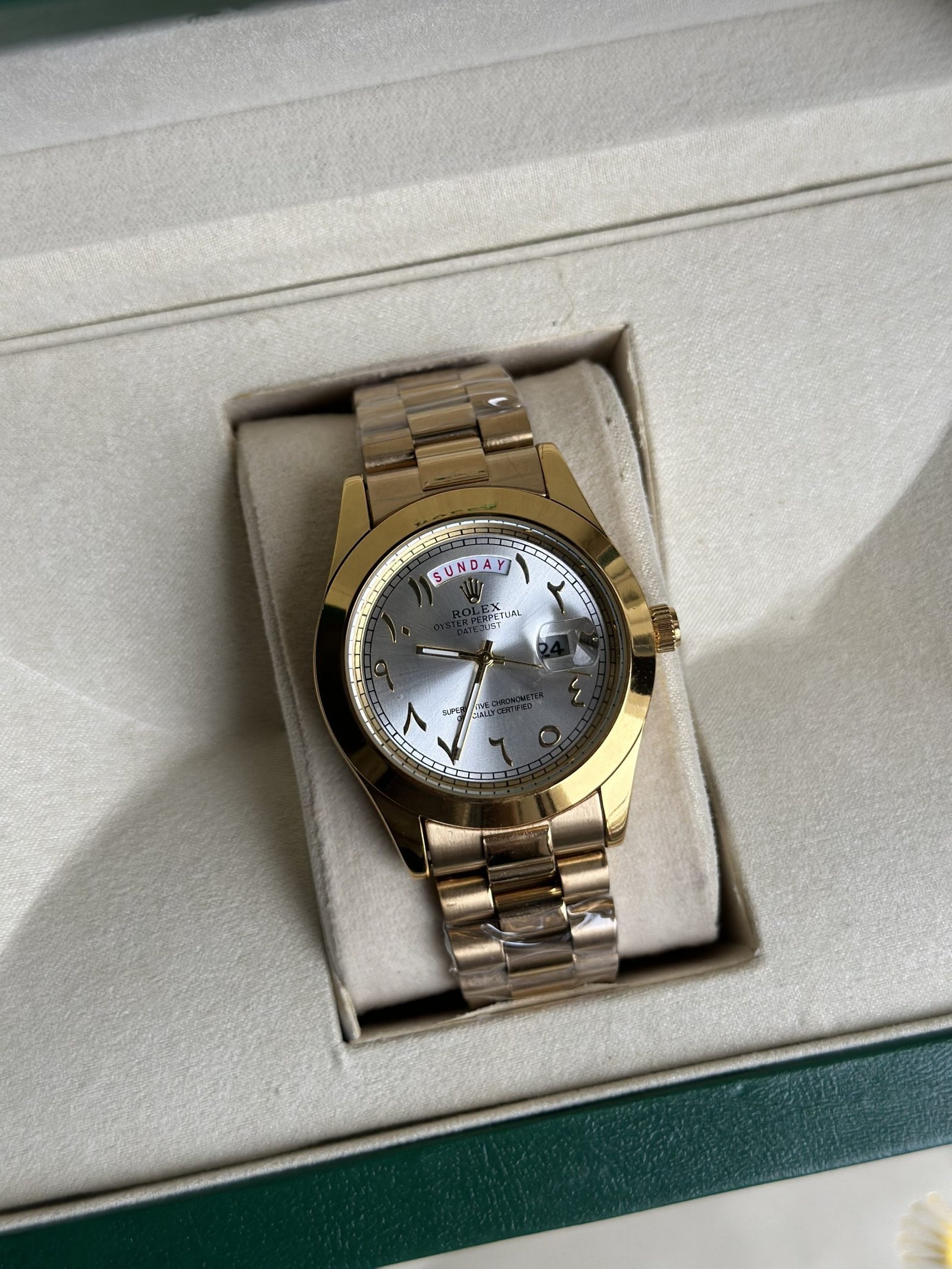 buy-luxurious-rolex-watch-for-men-sw7345.jpg