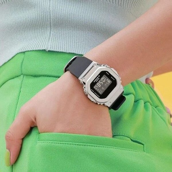 buy-premium-g-shock-watch-for-men-luc399-2.jpg