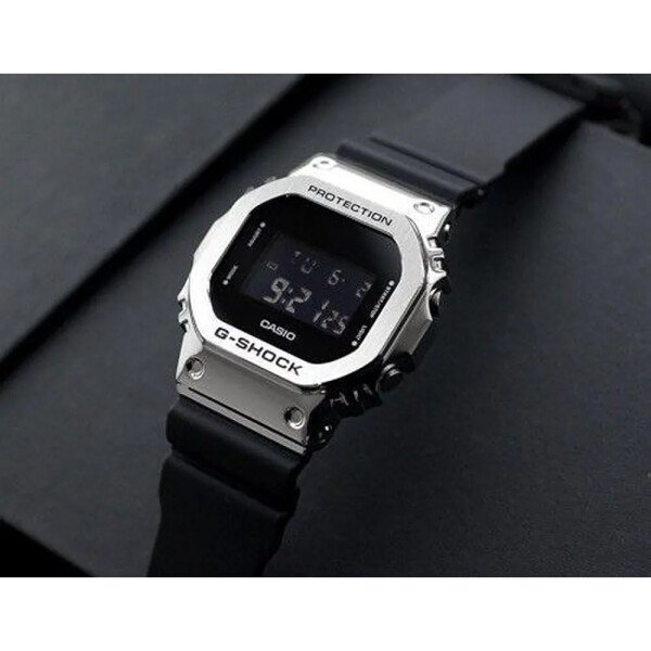 buy-premium-g-shock-watch-for-men-luc399.jpg
