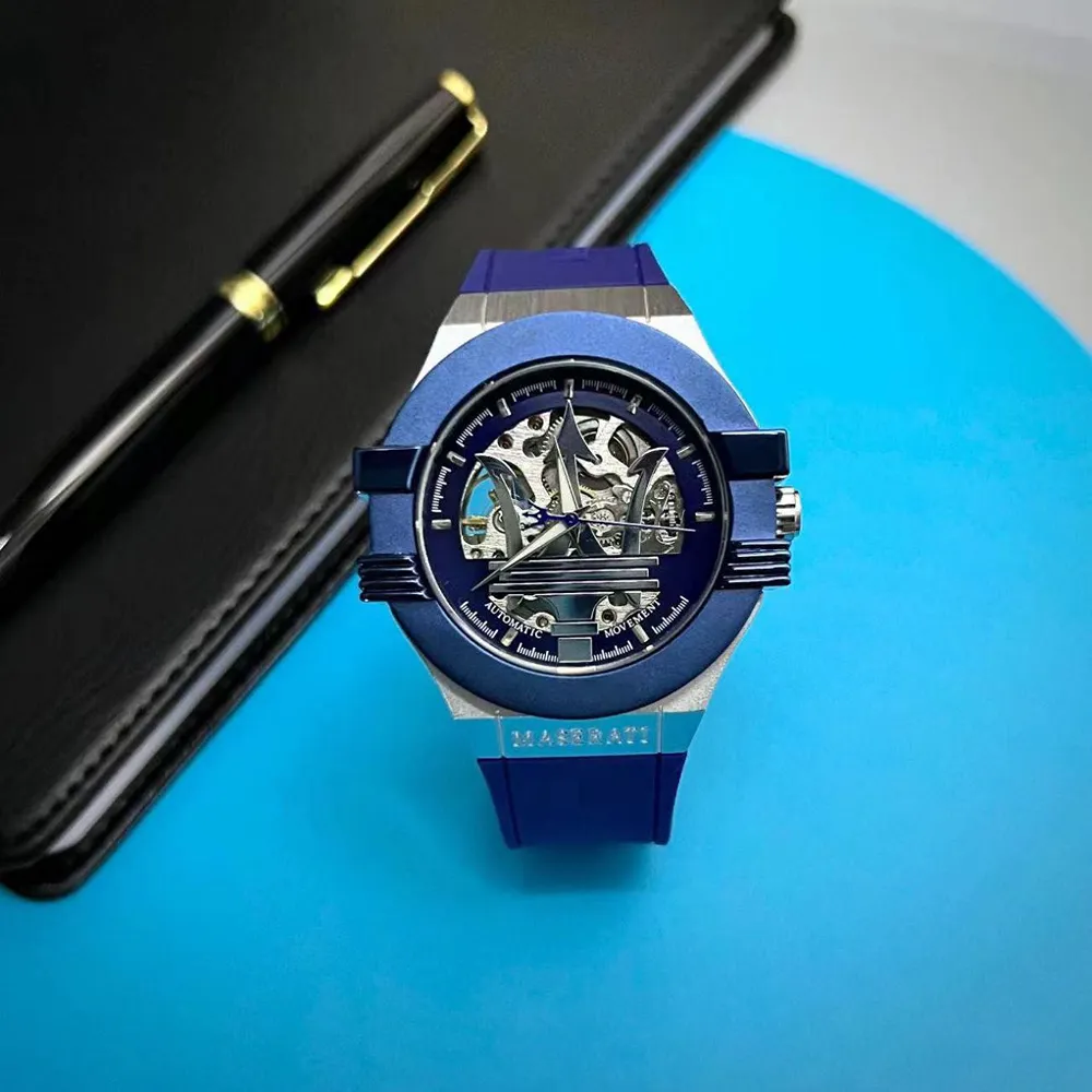 buy-premium-maserati-watch-for-men-zs673.webp