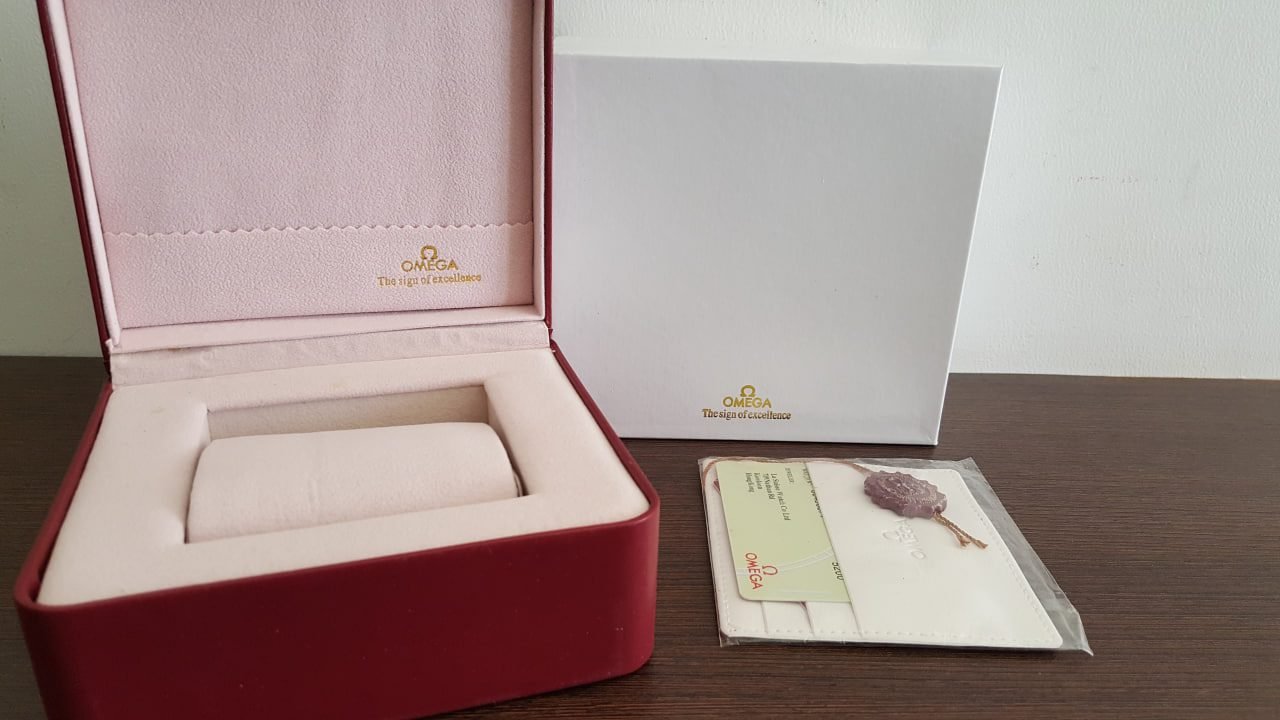 Omega Original Box