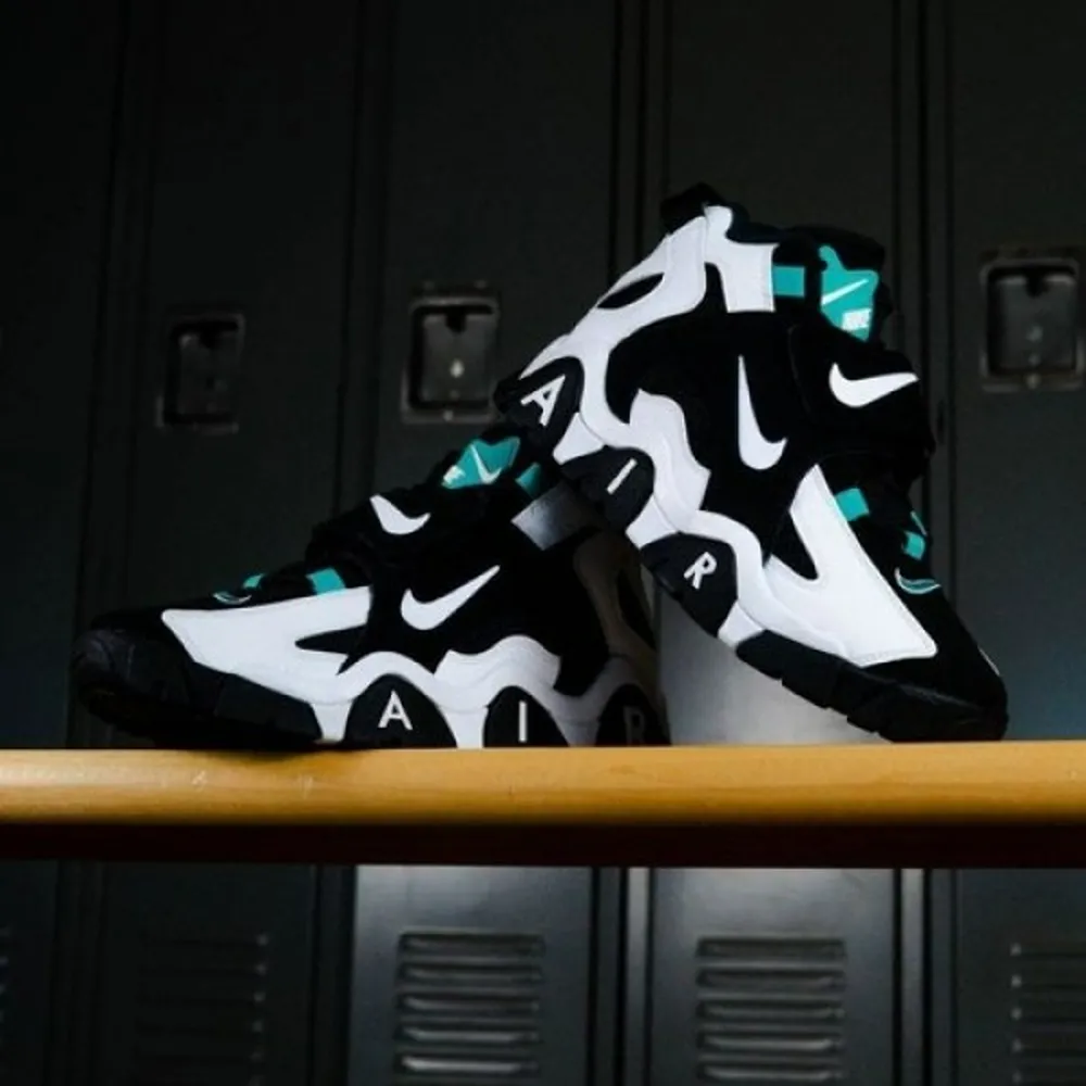 1-Nike-air-mid-barrage-cabana-3699.webp