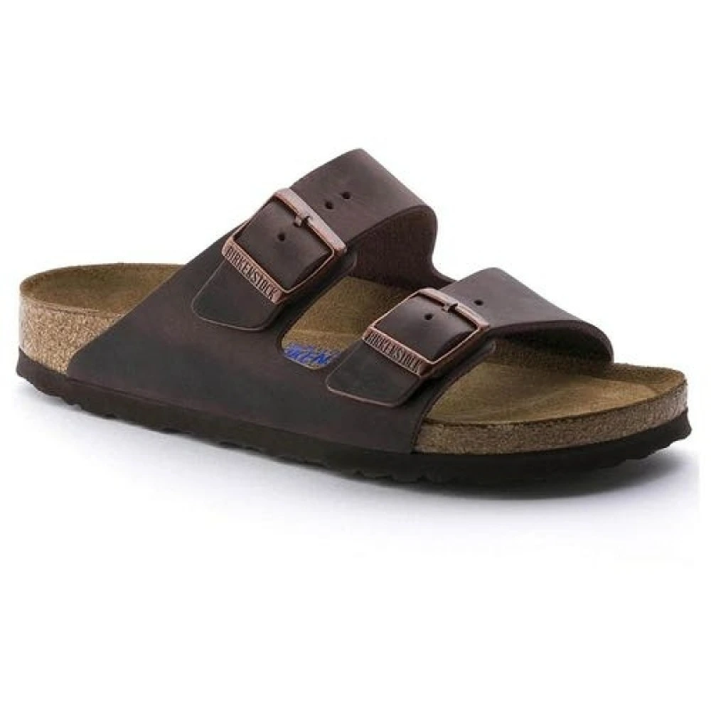 10-Birkenstock-Arizona-brown-leather-2600.webp