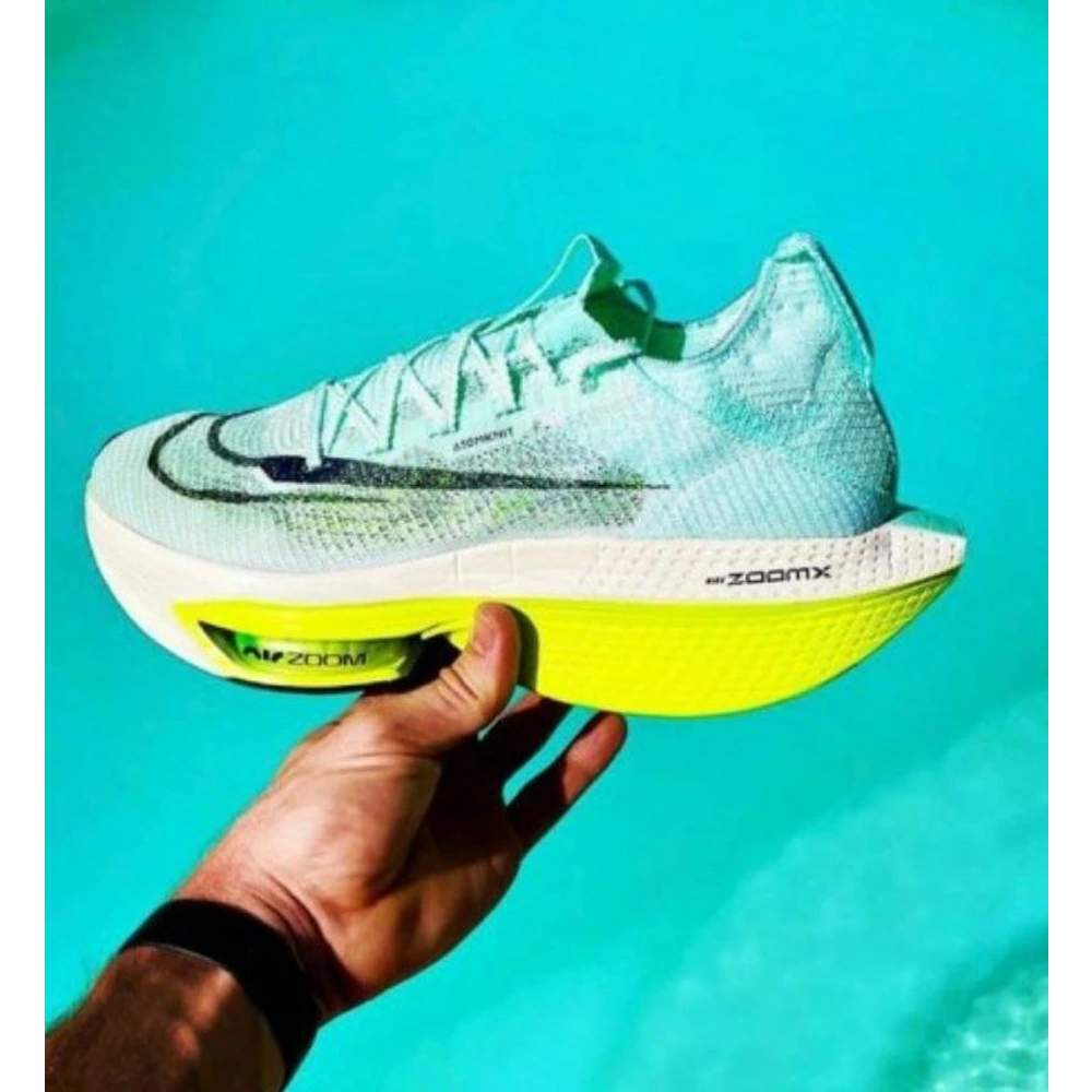 10-Nike-Air-Zoom-Alpha-Fly-2-Way-3299-1.webp