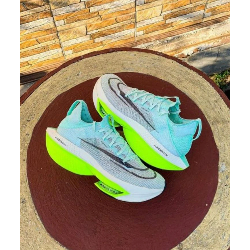 10-Nike-Air-Zoom-Alpha-Fly-2-Way-3299-3.webp