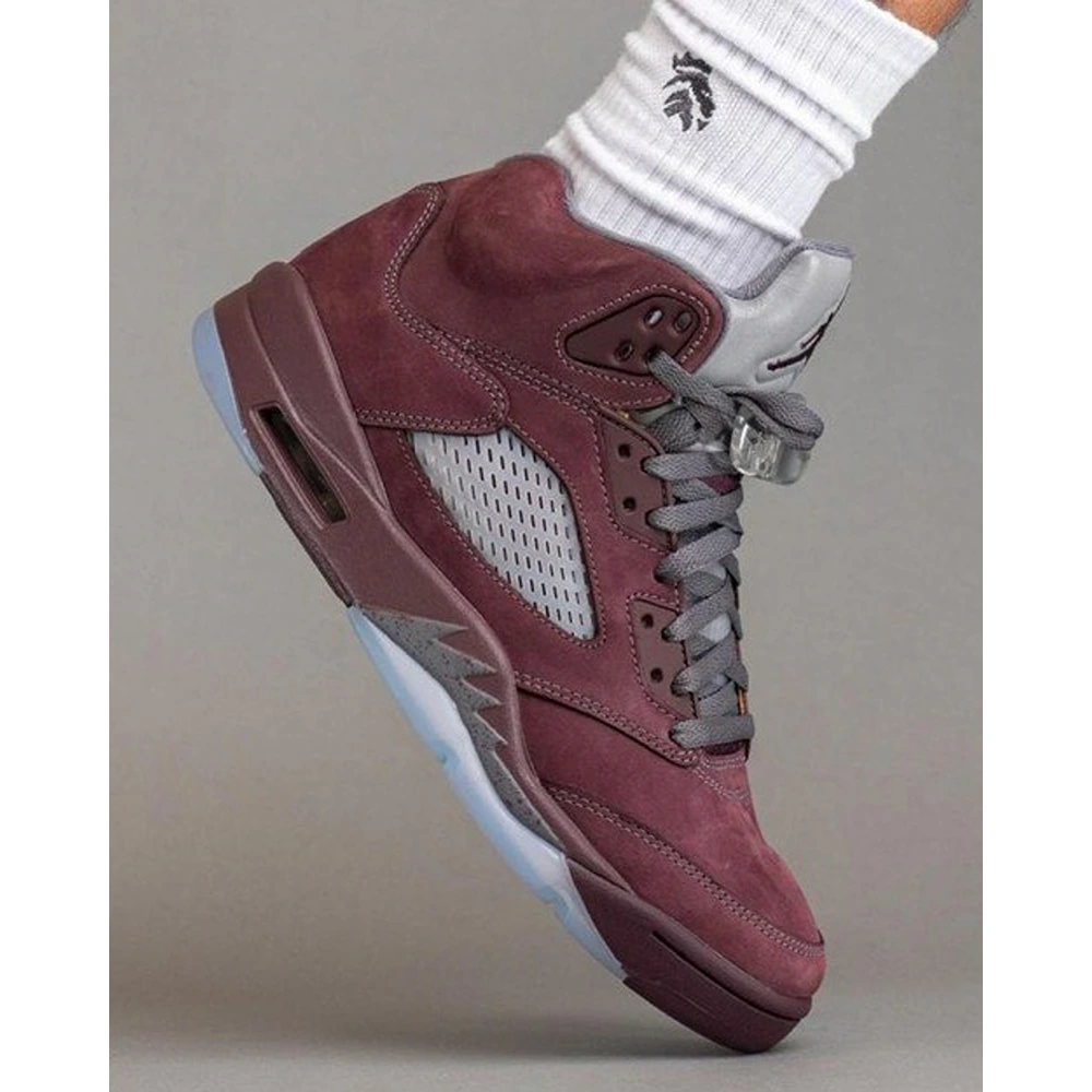 15-Jordan-Retro-5-Burgundy-3199-2.webp
