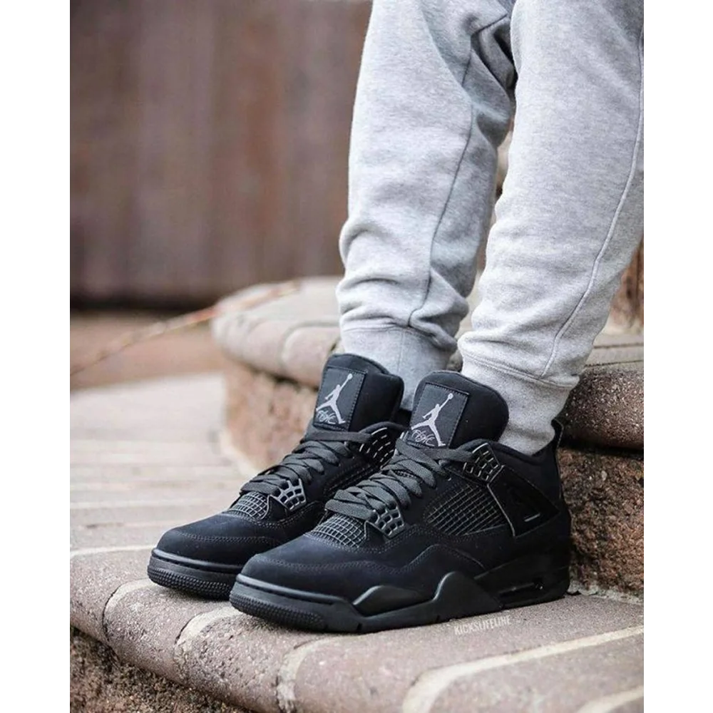 16-Nike-air-jordan-retro-4-black-cat-3499-1.webp