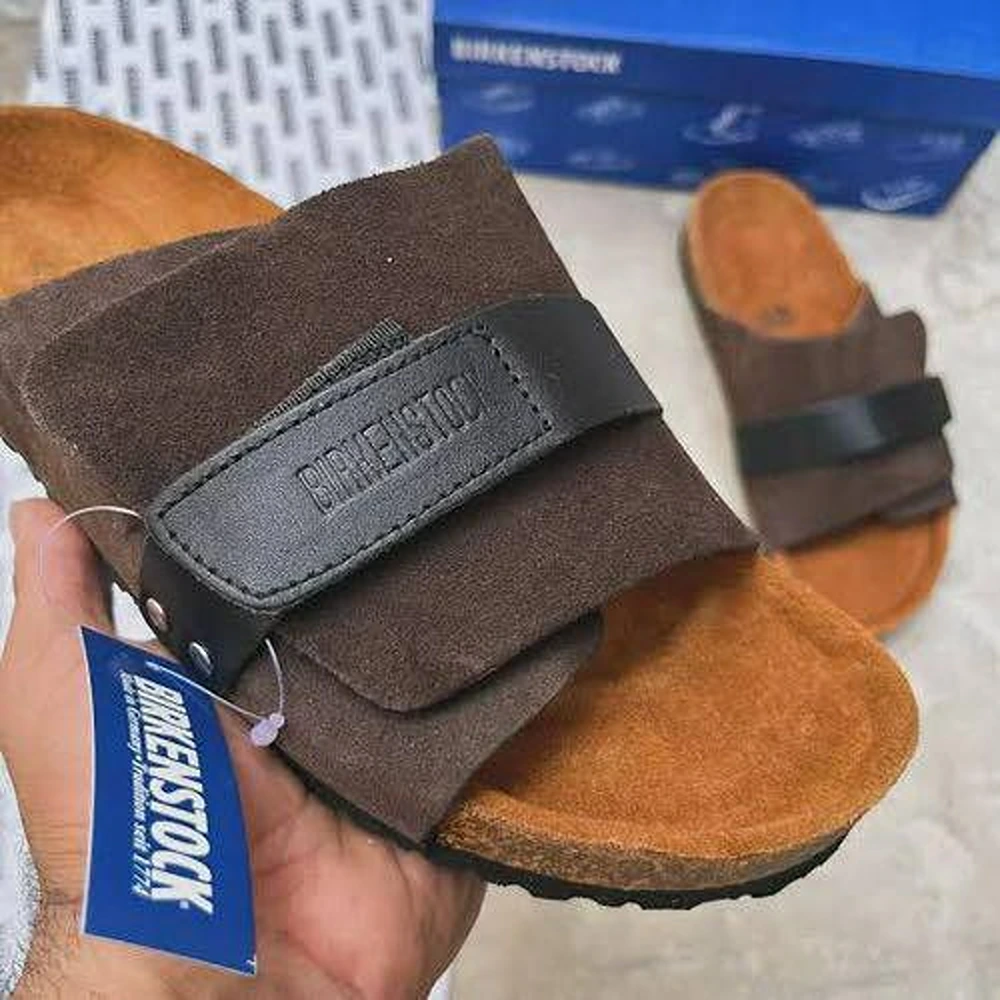 17-BIRKINSTOCK-KYOTO-SLIDES-BROWN-SUEDE-2599-3.webp