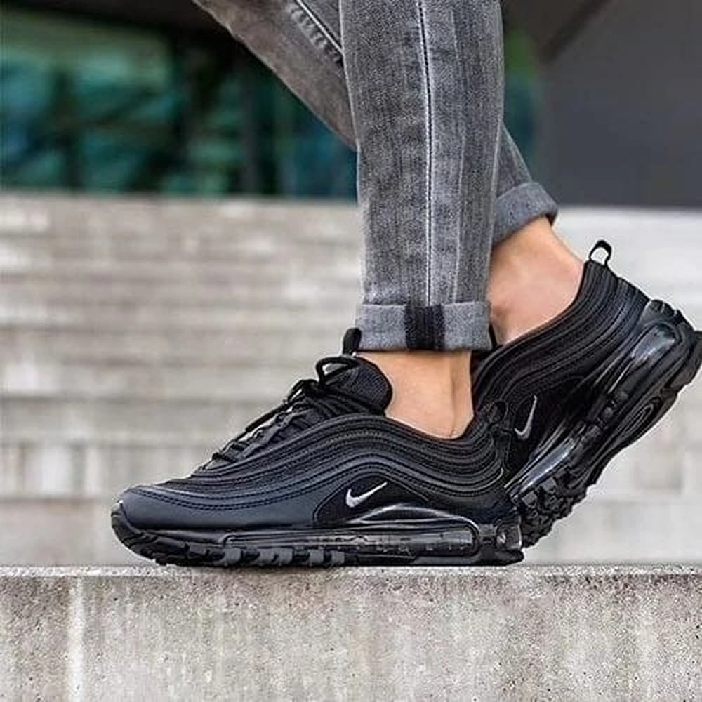 18-Nike-airmax-97-black-3199-2.webp