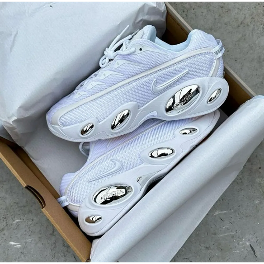 2-Nike-nocta-glide-triple-white-4100-1.webp