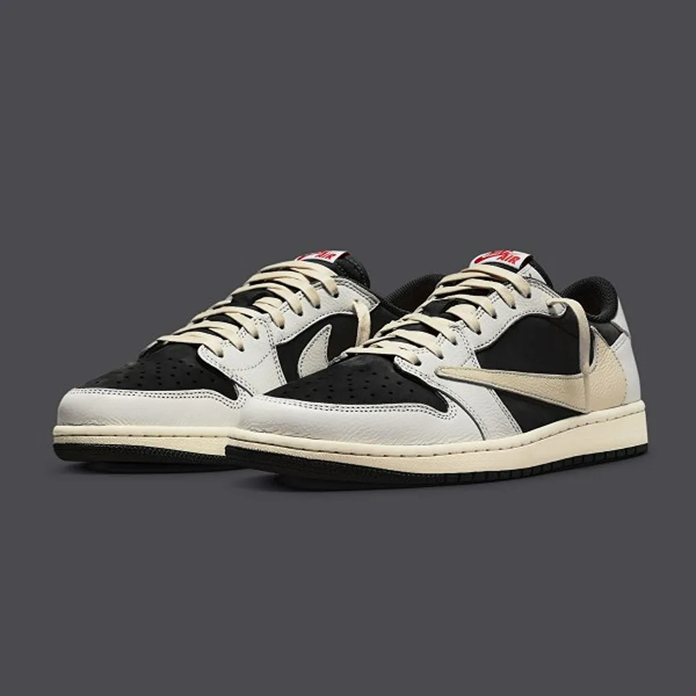 22-Nike-Air-Jordan-Retro-1-Low-x-TRAVIS-SCOTT-3299.webp