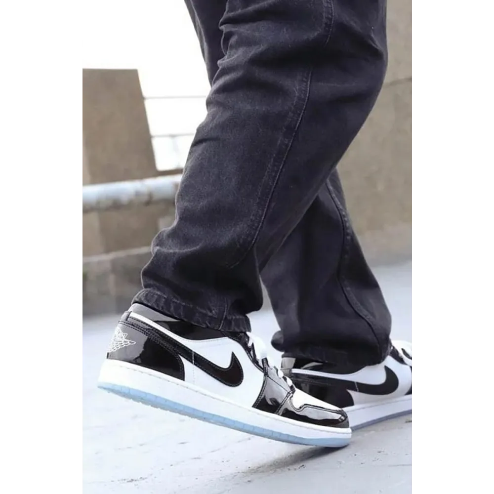 22-Nike-air-jordan-1-low-concord-glossy-3200-1.webp
