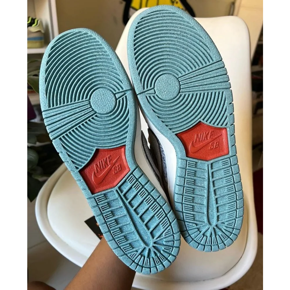 22-Nike-sb-dunk-low-big-money-savings-3500-1.webp
